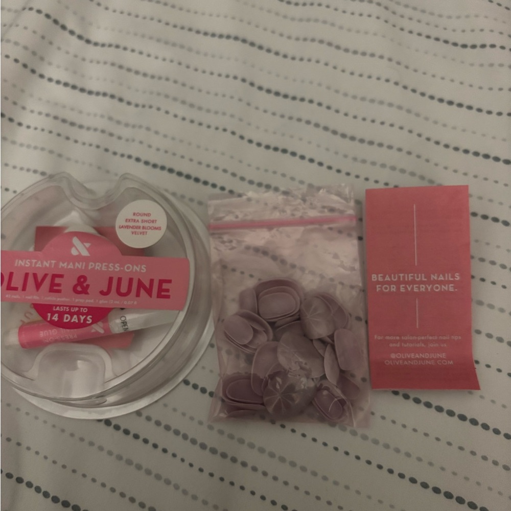 Olive and June Instant Mani Press Ons